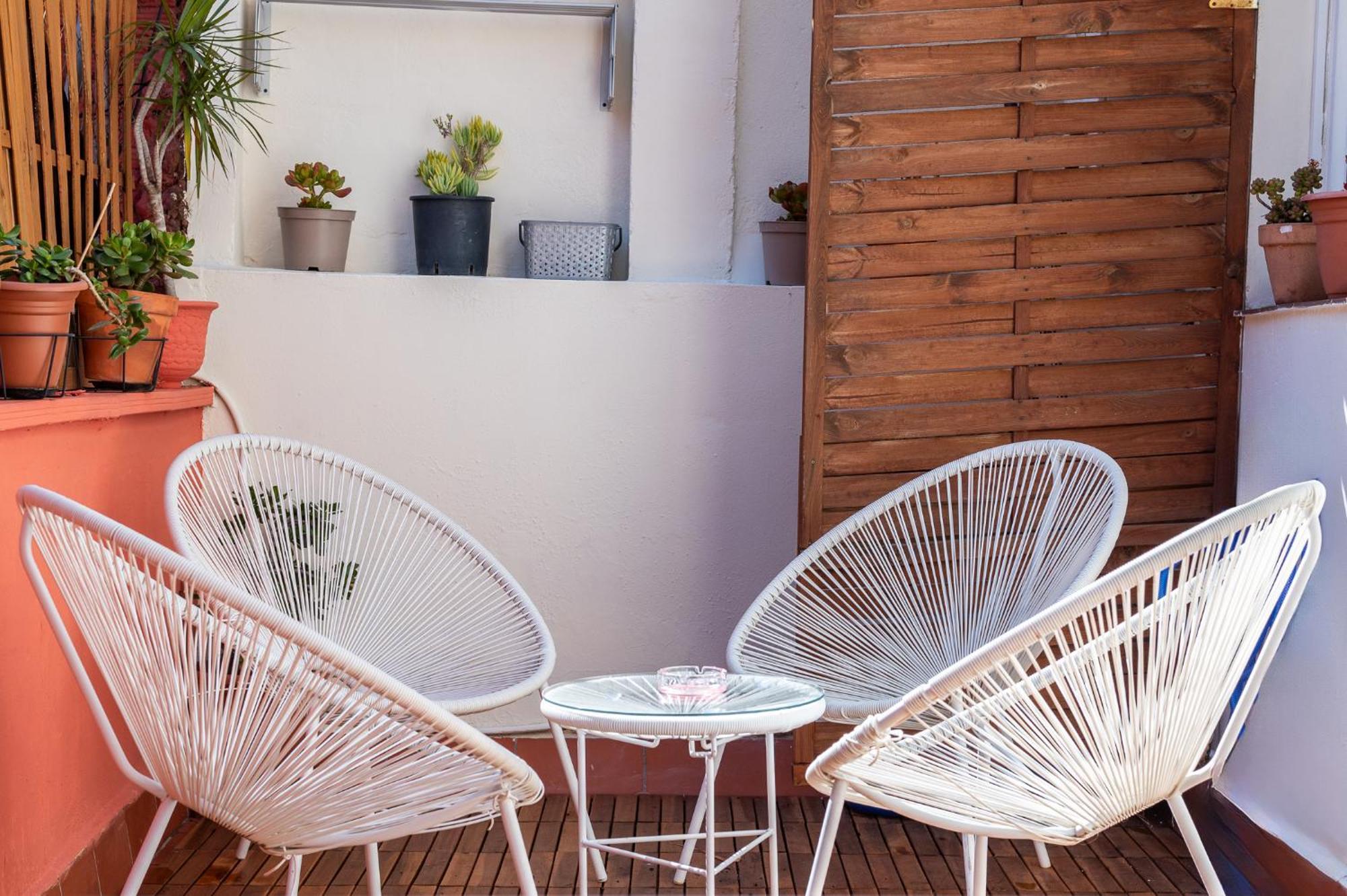 Spacious & Sunny Apt With Terrace In The City Center Barcelone Extérieur photo