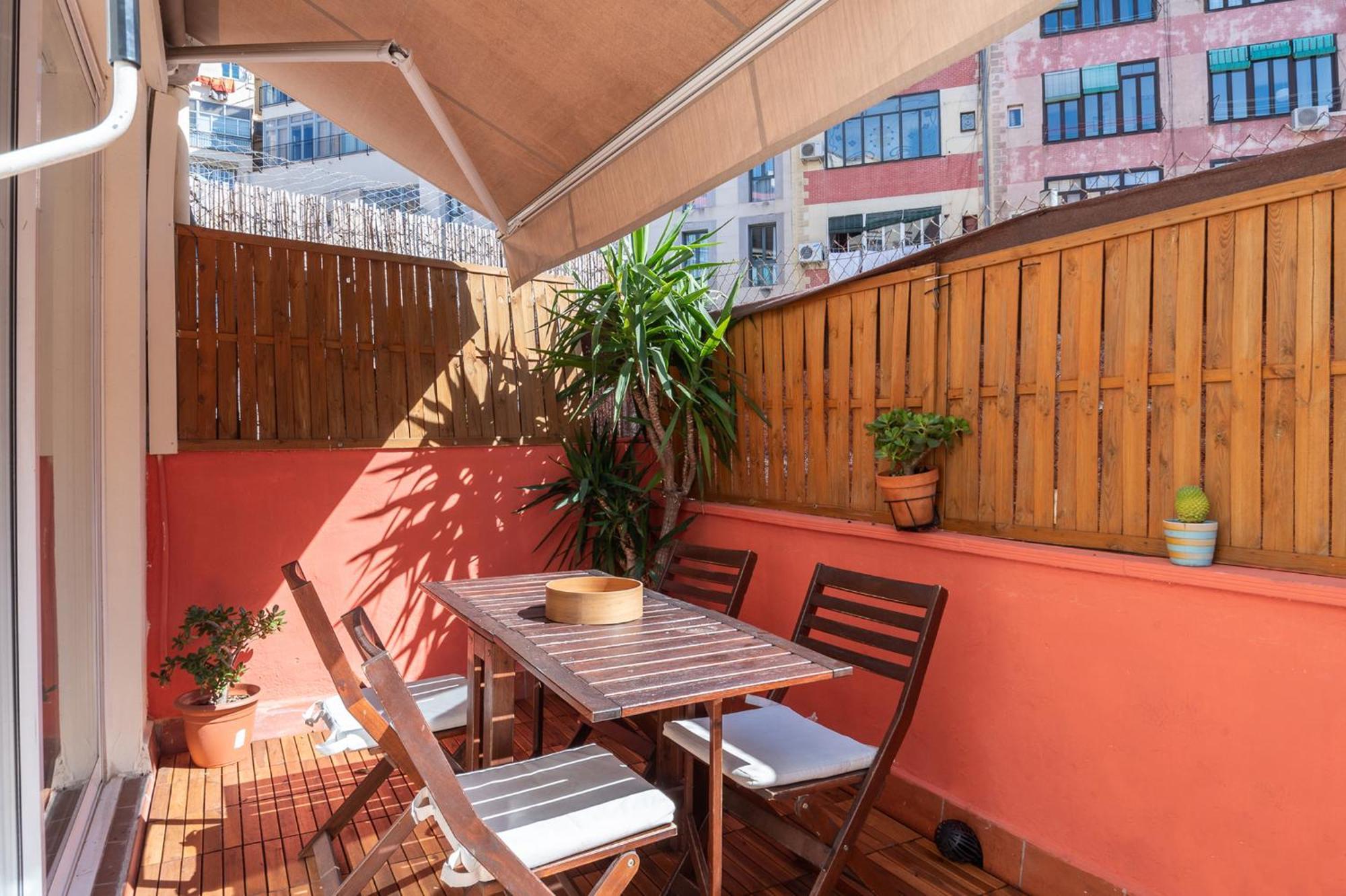 Spacious & Sunny Apt With Terrace In The City Center Barcelone Extérieur photo